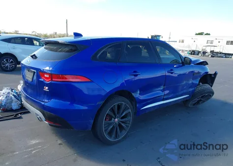 2017 Jaguar F-Pace First Edition z USA, uszkodzony, nr VIN SADCP2BV2HA053063